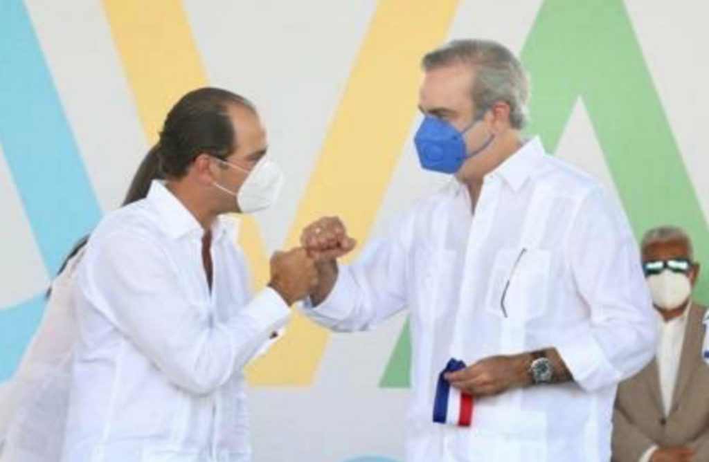 Frank Elías Rainieri y presidente Luis Abinader