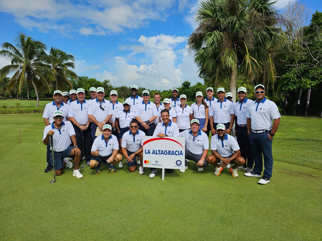 El equipo Agla ganadores
