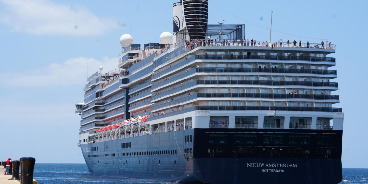 Cabo Rojo proyecta recibir 150,000 pasajeros en 2025 1 Cerca de 2 mil visitantes en Cabo Rojo a la segunda llegada de crucero a Pedernales